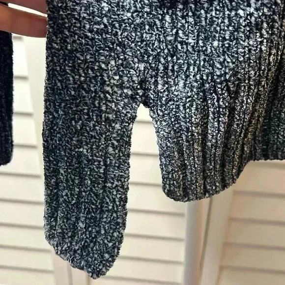 Orvis V-Neck Chenille Tunic Sweater Size Medium Marled Navy - Picture 7 of 8